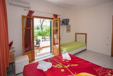 هتل Villa Apollo