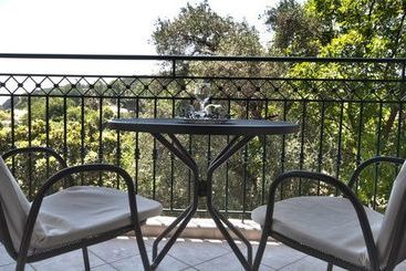 هتل Villa Apollo
