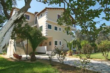 هتل Villa Apollo