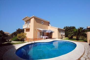 Hotel Villa Bugamvilla