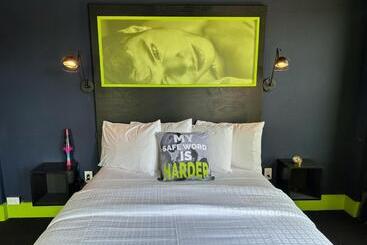 Mari Jean Hotel   All Adults Welcome