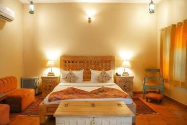 هتل Welcomheritage Ranjitvilas