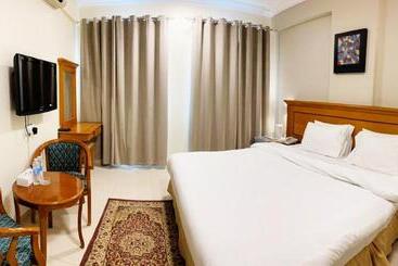 Al Murooj Hotel Apartments