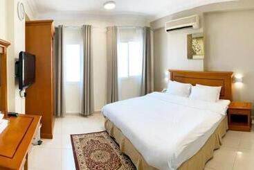 Al Murooj Hotel Apartments
