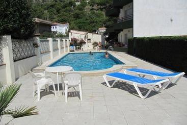 Apartamentos Flomar