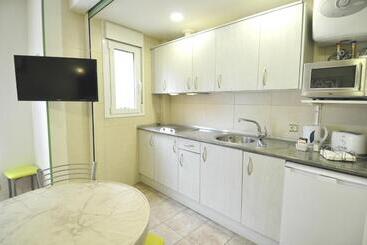 هتل Apartamentos Aralso