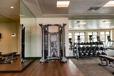 هتل Courtyard By Marriott Omaha East/council Bluffs, Ia