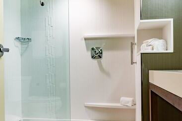 هتل Courtyard By Marriott Omaha East/council Bluffs, Ia
