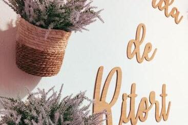 هتل La Borda De Ritort