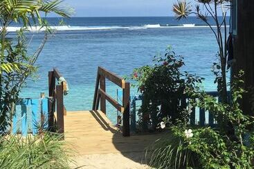 هتل Litia Sini Beach Fales