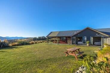 هتل Loch Vista Bed & Breakfast
