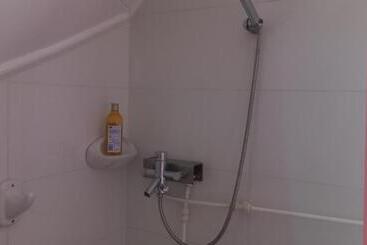 هتل Loversnest Self Catering