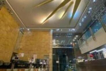 هتل Manila Bay Sea View Modern Deluxe Studio With Balcony X Free Pool And Sauna Access Promo X Updated 2