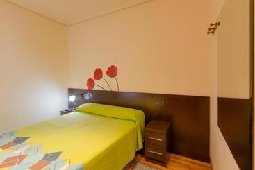 هتل Pension Logroño