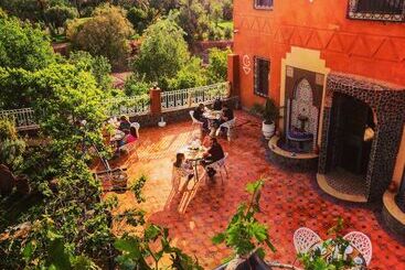 هتل Riad Chay & Boutique