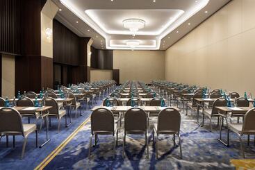 هتل Sheraton Istanbul City Center