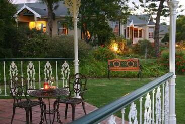 هتل Thylitshia Villa Country Guest House