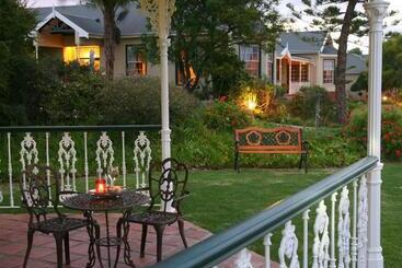 هتل Thylitshia Villa Country Guest House