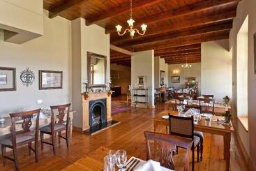 هتل Thylitshia Villa Country Guest House