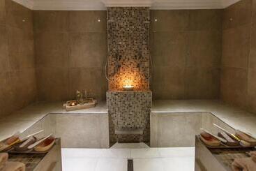 هتل Thylitshia Villa Country Guest House