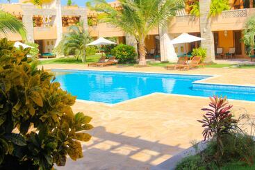 هتل Villa Mandhari  Diani Beach