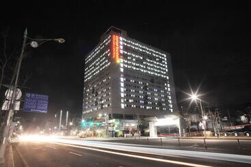 בית מלון כפרי Yongin Central Co Op