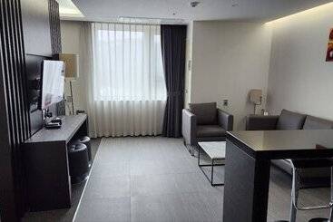 בית מלון כפרי Yongin Central Co Op