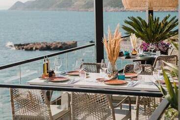 Kalamper Hotel & Spa