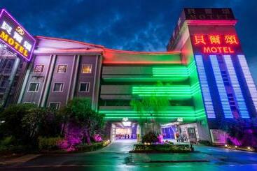 Belle Song Motel