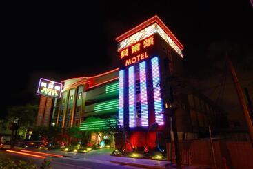 Belle Song Motel