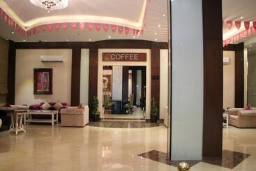 هتل Al Muhaidb Residence Al Dowally