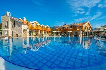 هتل Dalyan Live Spa