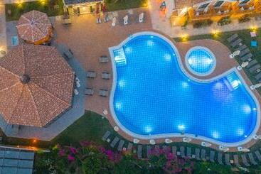 هتل Dalyan Live Spa