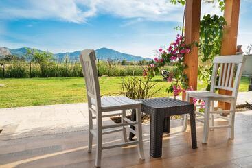 هتل Dalyan Live Spa