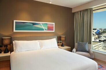 هتل Doubletree By Hilton Perth Northbridge