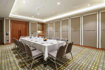 هتل Doubletree By Hilton Perth Northbridge