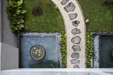 هتل Eastin Ashta Resort Canggu
