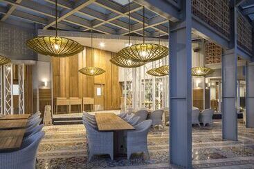 هتل Eastin Ashta Resort Canggu