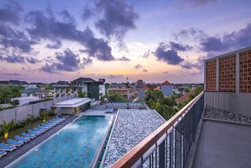 هتل Eastin Ashta Resort Canggu