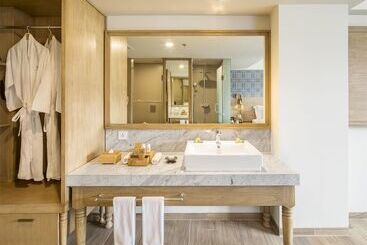 هتل Eastin Ashta Resort Canggu