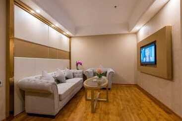 هتل Greentree Inn Shantou Jinping District Leshan Road