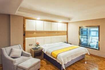 هتل Greentree Inn Shantou Jinping District Leshan Road