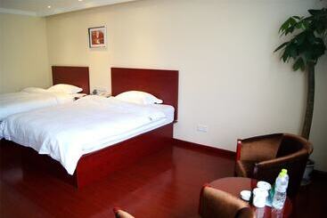 هتل Greentree Inn Shantou Jinping District Leshan Road