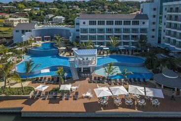 Harbor Club St. Lucia, Curio Collection By Hilton - Gros Islet