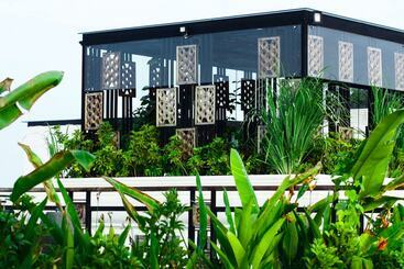 هتل Hari Residence & Spa