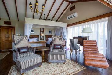 هتل Ngorongoro Oldeani Mountain Lodge