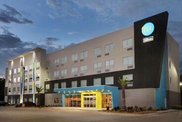 هتل Tru By Hilton Lake Charles