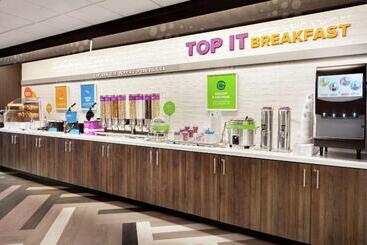 هتل Tru By Hilton Lake Charles