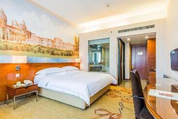 Vienna International Hotel Foshan Haiyue Branch