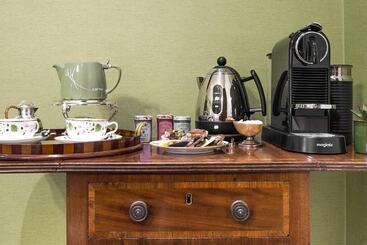 Coach House Boutique B&b